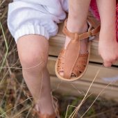 Avery unisex premium tan leather sandal (sizes baby 2-youth 2) with FREE storage bag