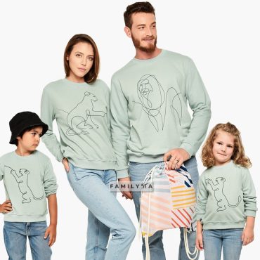 Matching Family Outfits, Family Sweatshirts, Matching Sweaters, Family Blouses, Matching Outfit For Pictures, Family Matching Pullover
