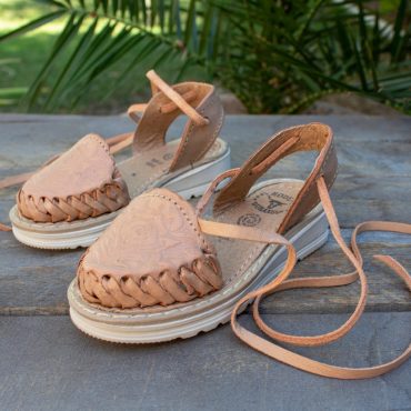 GIRLS WALKER TODDLER rose stamped Tan lace up leather huarache sandals