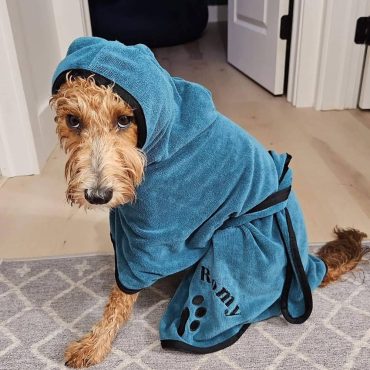 Personalized Pet Towel - Personalized Dog Robe - Embroidered Dog Robe - Pet Gifts - Dog Lovers - Stylish Pet Drying Coat - Beach Towel