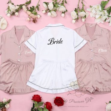 Personalized Bridesmaid Pajamas, Flower Girl Pajamas, Junior Bridesmaid Pajamas, Bridesmaid Proposal, Flower Girl Pyjama Set Gifts