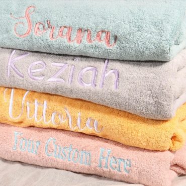 Custom Embroidered Bath Towels,Custom Towel, Personalized Towel, Monogram Towel, Christmas, Wedding, Grad Gift, Housewarming, Anniversary