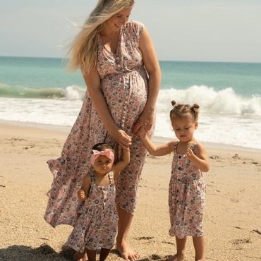 Mommy and Me dresses | Mommy and Me matching outfits | Mommy and me outfits | Mom Daughter Dress | Mommy and Me Gifts | Mother's day gift