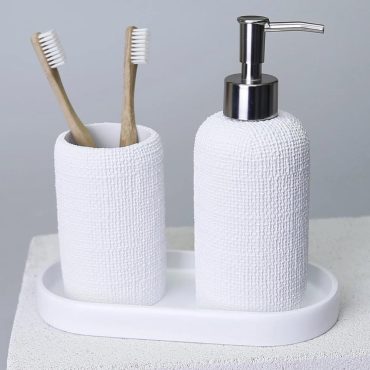 Natural Bathroom Accessories Sets in Soap Dispenser, Toothbrush Holder, Tray