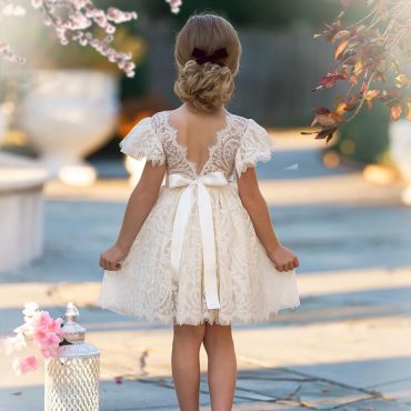 Flower girl dress, Bohemian Flower Girl Dress, rustic flower girl dress, boho flower girl dress, lace flower girl dress, boho wedding dress