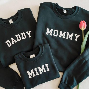 Embroidered Sweatshirt Family Personalized, Family Sweatshirts, Daddy Mommy Holiday Sweatshirt, Crewneck Sweatshirt, Matching Family Outfits