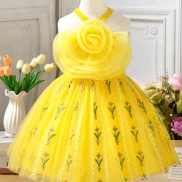 Bright Yellow Knitted Princess Dress and Lace Trim Socks – Stylish & Comfortable Set for Girls