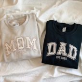 New Dad Custom Sweatshirt, Embroidered Sweatshirt Mom Dad Personalized, Family Sweatshirts, Crewneck Sweatshirt, Matching Family Outfits