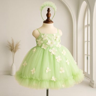 Soft Green Princess Dress for Girls – Puffy Tulle Dress with Flowers, Easter, Wedding or Photoshoot Outfit, Floral Lace Toddler Dress